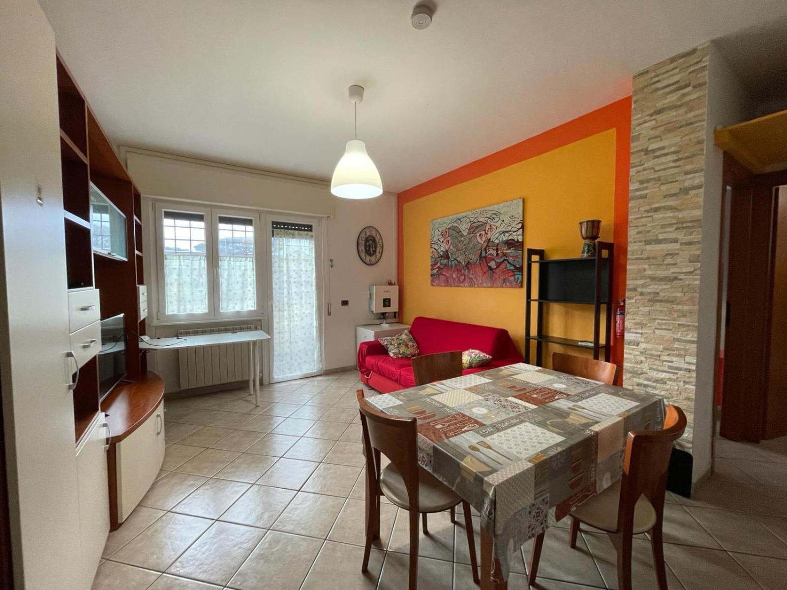 Villa Rimini - Seaview & Roman Holidays Apartments - Garden&Beach 300Mt 안치오 외부 사진