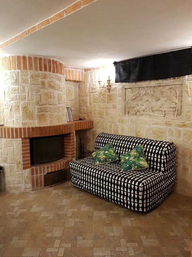 Villa Rimini - Seaview & Roman Holidays Apartments - Garden&Beach 300Mt 안치오 외부 사진